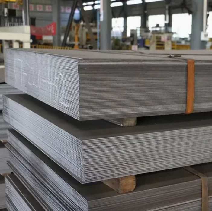 На заводе низкая цена рулона углеродистой стали горячекатаный стальной лист