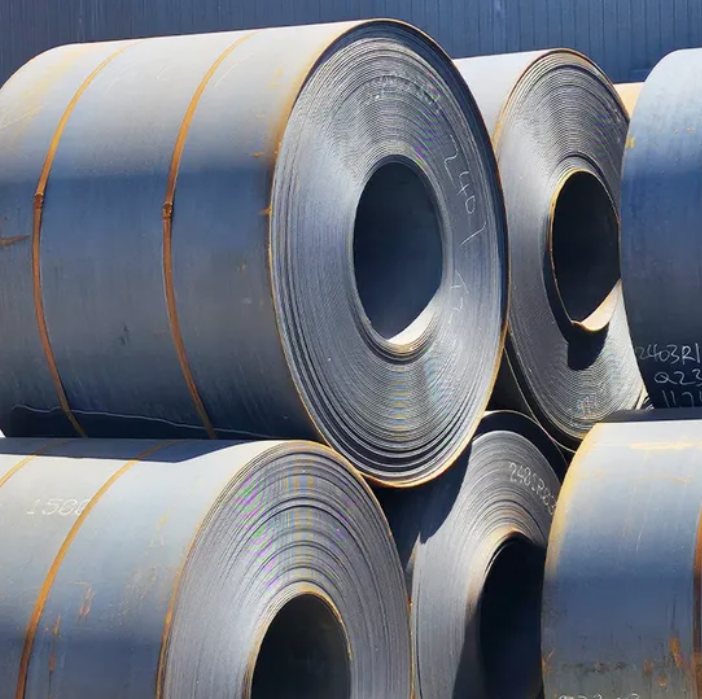 Q235 Q355 Горячая свернутая мягкая углеродистая стальная катушка толщиной 0,5–6 мм