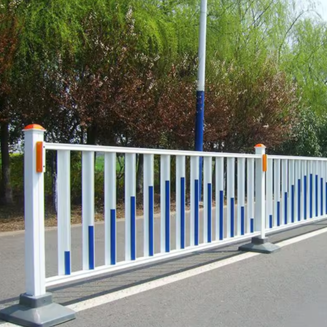 Ограждение муниципального дорожного центра по предотвращению столкновений для разделения движения