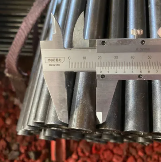 ASTM A36 Производитель горячекатаных сварных труб из углеродистой стали | Заводская цена