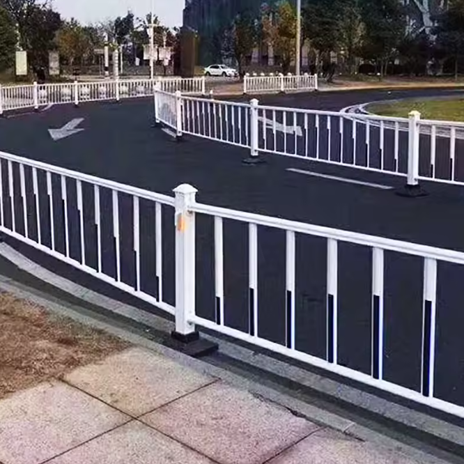 Ограждение муниципального дорожного центра по предотвращению столкновений для разделения движения